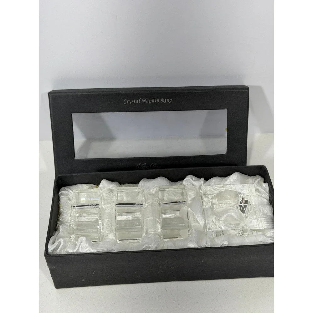 Oleg Cassini Crystal Napkin Rings jackie Set of 4‎ Clear Square Faceted Signed